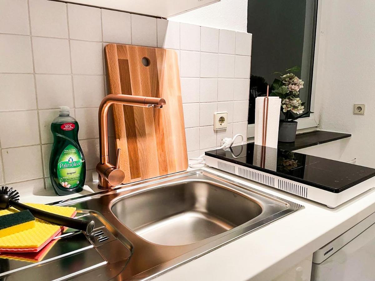 Apartment Fuer 3 Gaeste Kostenlose Parkplaetze Und Lift Хановер Екстериор снимка